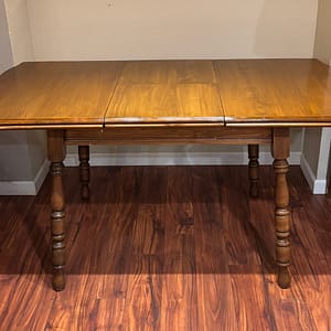 Vintage Dining Table w/ hidden leaf. 30" tall x 30" wide x 43"-58" long (15" leaf)