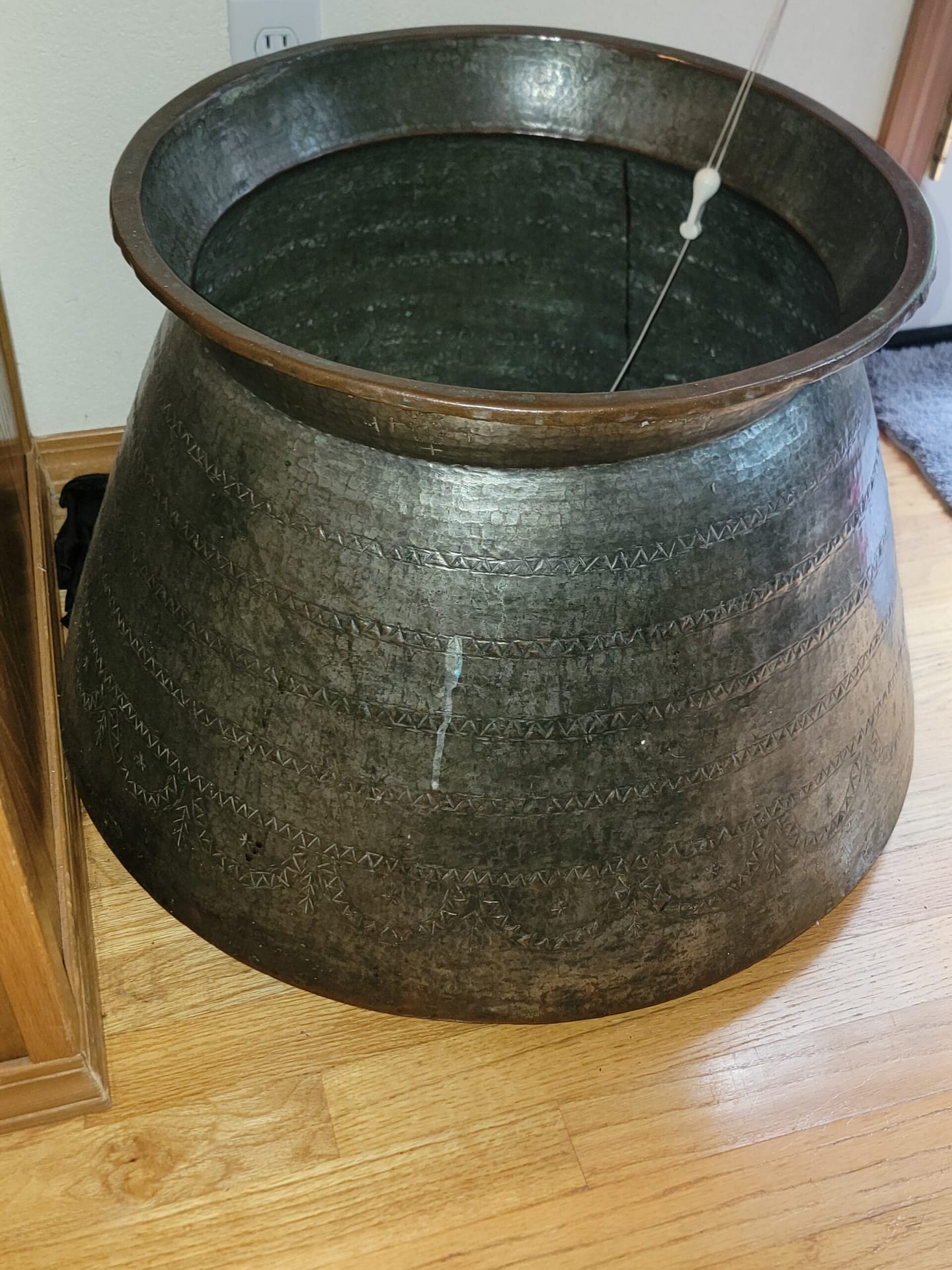 Large Copper Turkish Pots Hand Carved Real Estate Furniture Exchange